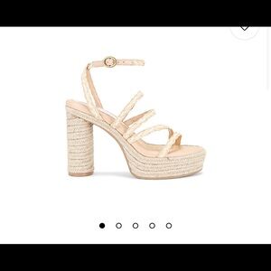 NWT Dolce Vita Catina Heels